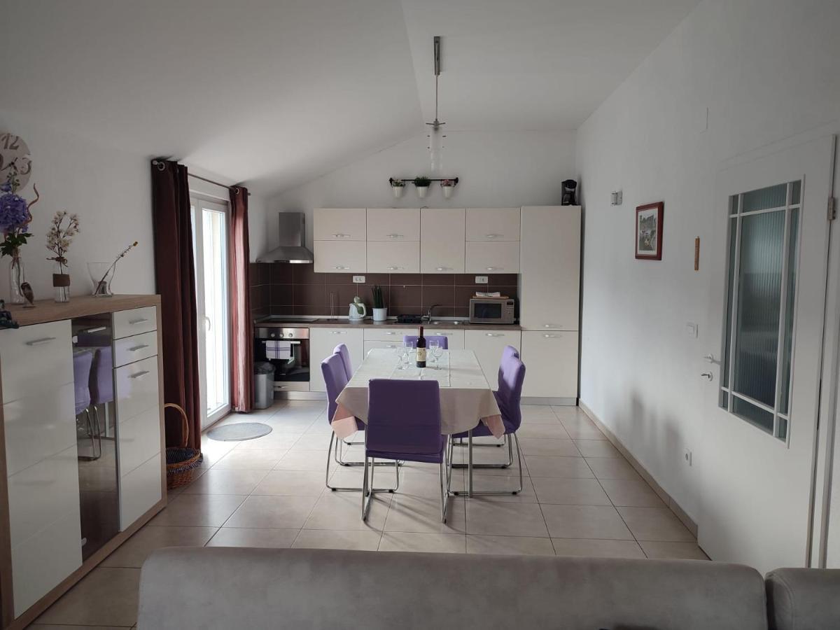 Murtela, 2-Bedroom Apartment Raslina Exterior photo